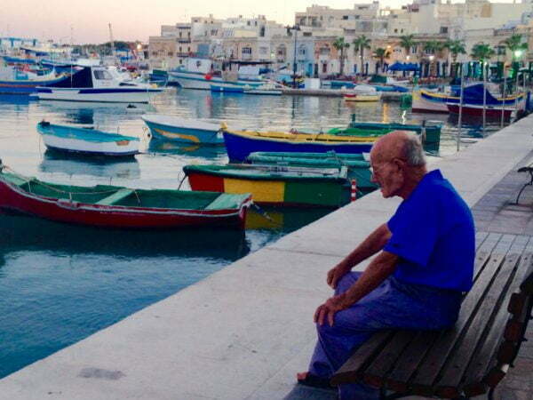 deniz,kayık,yaşlı adam,