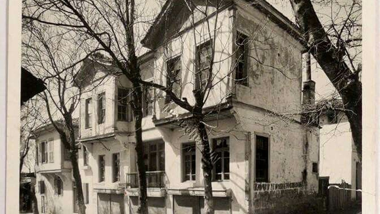 Selanik'te Atatürk'ün doğduğu evdeyiz.